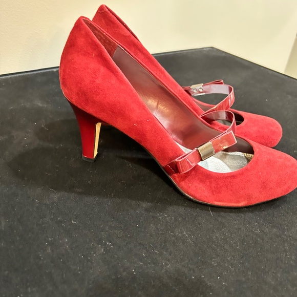 Pumps, High Heels, red Velvet/Suede, Size 10 - Picture 3 of 7
